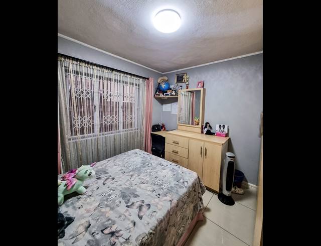 3 BEDROOM APARTMENT FOR SALE IN PARLOCK